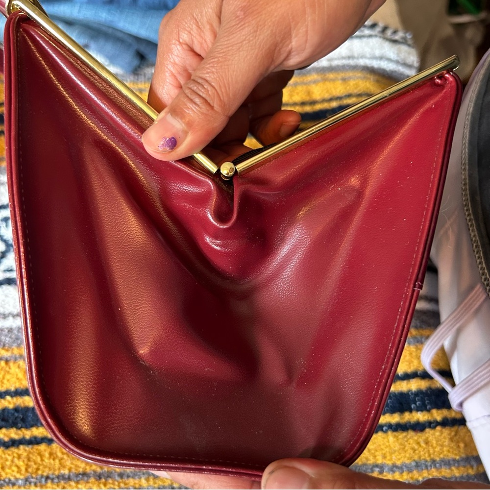 Vintage purse An Air Step handbag style pocketbook Burgundy clasp 1960-65 - Picture 15 of 17
